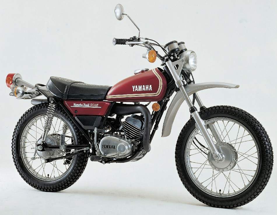 Мотоцикл Yamaha DT 125 1973 фото