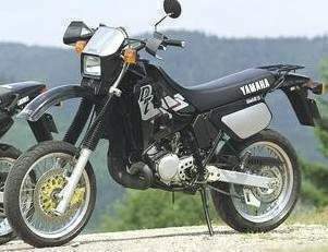 Yamaha Yamaha DT 125 RE - Moto.ZombDrive.COM
