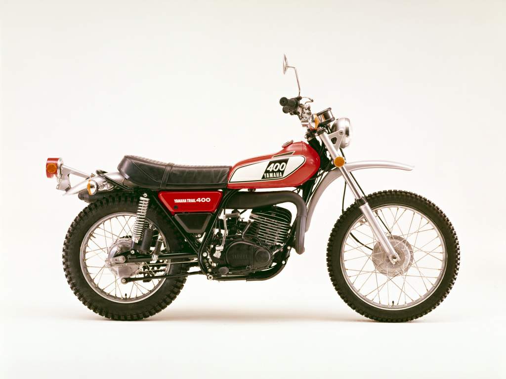 Мотоцикл Yamaha DT 400 1974