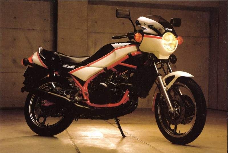 Мотоцикл Yamaha RZ 350LC YPVS 1983