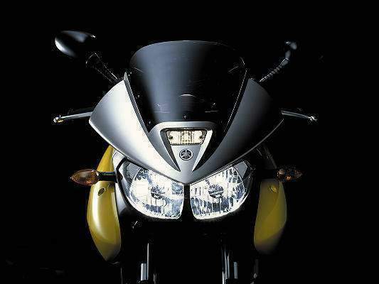 Мотоцикл Yamaha TDM 900A 2004