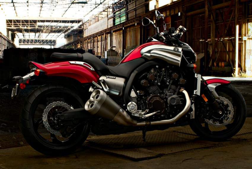 Фотография мотоцикла Yamaha VMX V-Max 17 2011