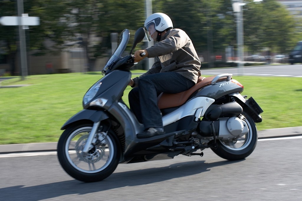 Мотоцикл Yamaha X-CITY 250 2011