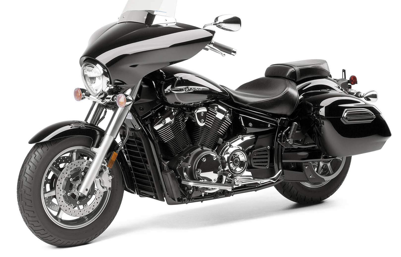 Мотоцикл Yamaha XVS 1300 V Star Deluxe 2015