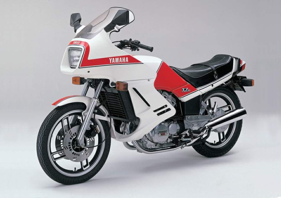 Мотоцикл Yamaha XZ 400D 1982 фото
