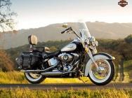 Мотоцикл Harley Davidson FLSTC Heritage Softail Classic 2013 фото