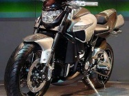 Мотоцикл Suzuki B-King Prototype 2000 фото 1