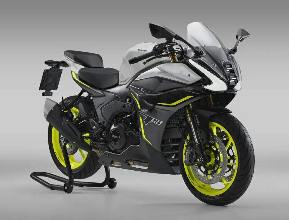 Мотоцикл Benelli Tornado 550 2026 фото 2