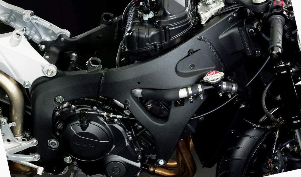 Мотоцикл Honda CBR 600RR 2020 фото