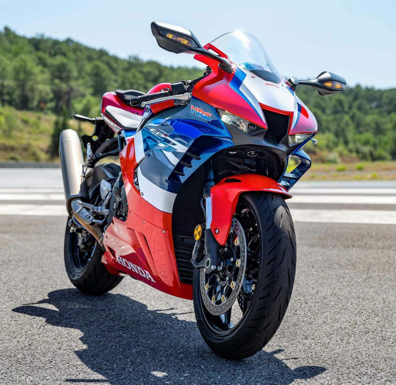 Мотоцикл Honda CBR1000RR-R Fireblade 2022 фото