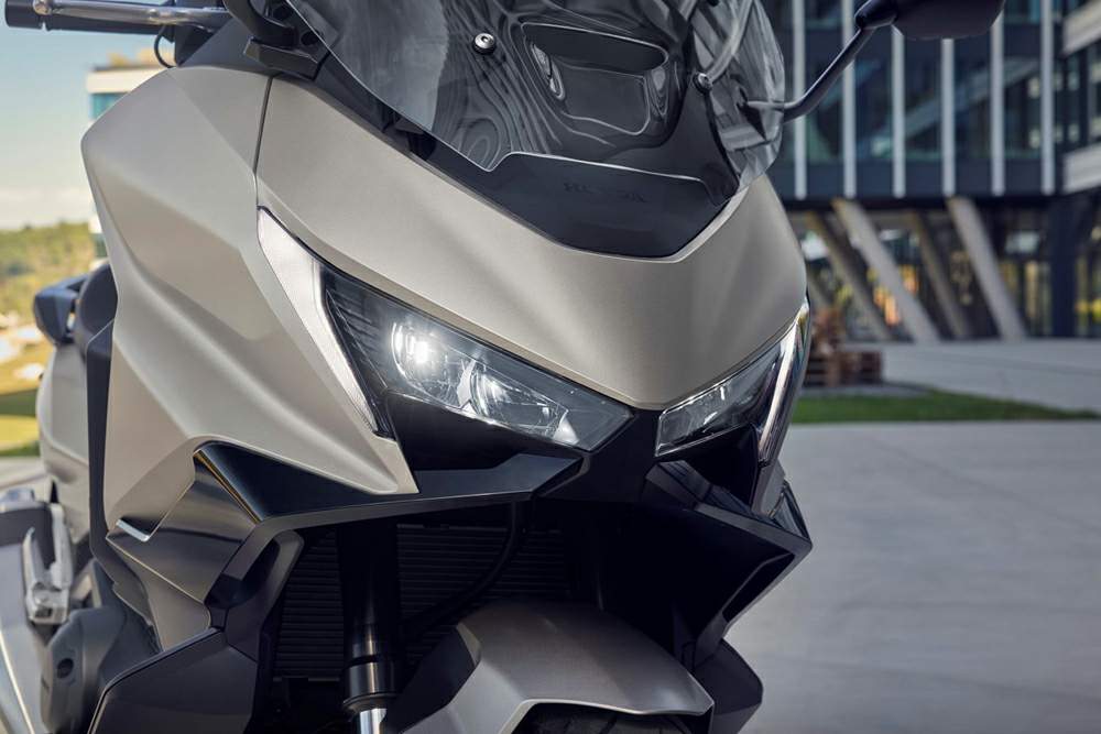 Мотоцикл Honda Forza 750 2025 фото