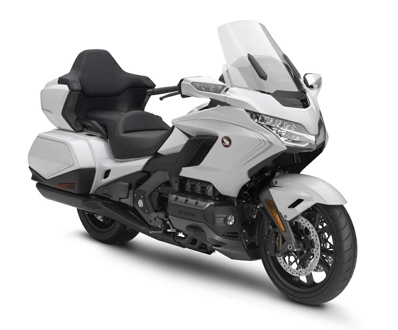 Мотоцикл Honda GL 1800 Gold Wing Tour 2020 фото