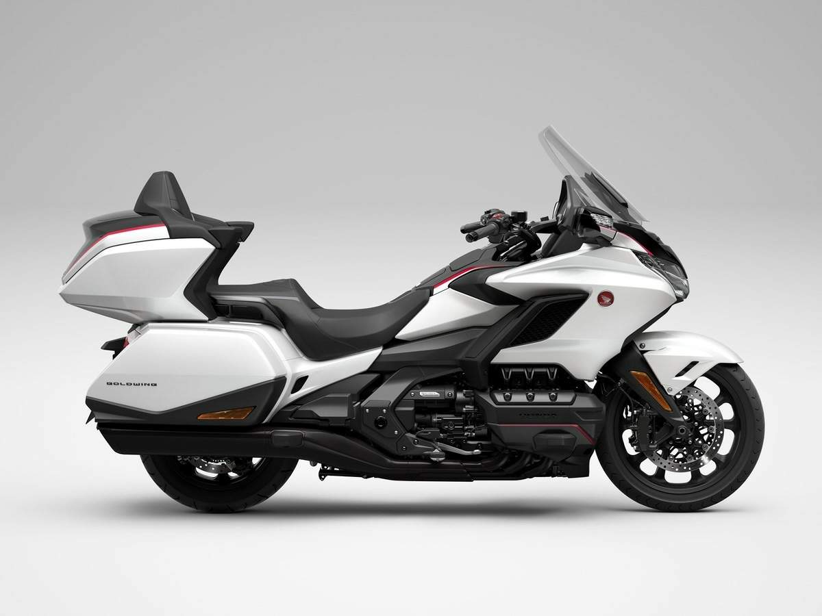 Мотоцикл Honda GL 1800 Gold Wing Tour 2024 фото