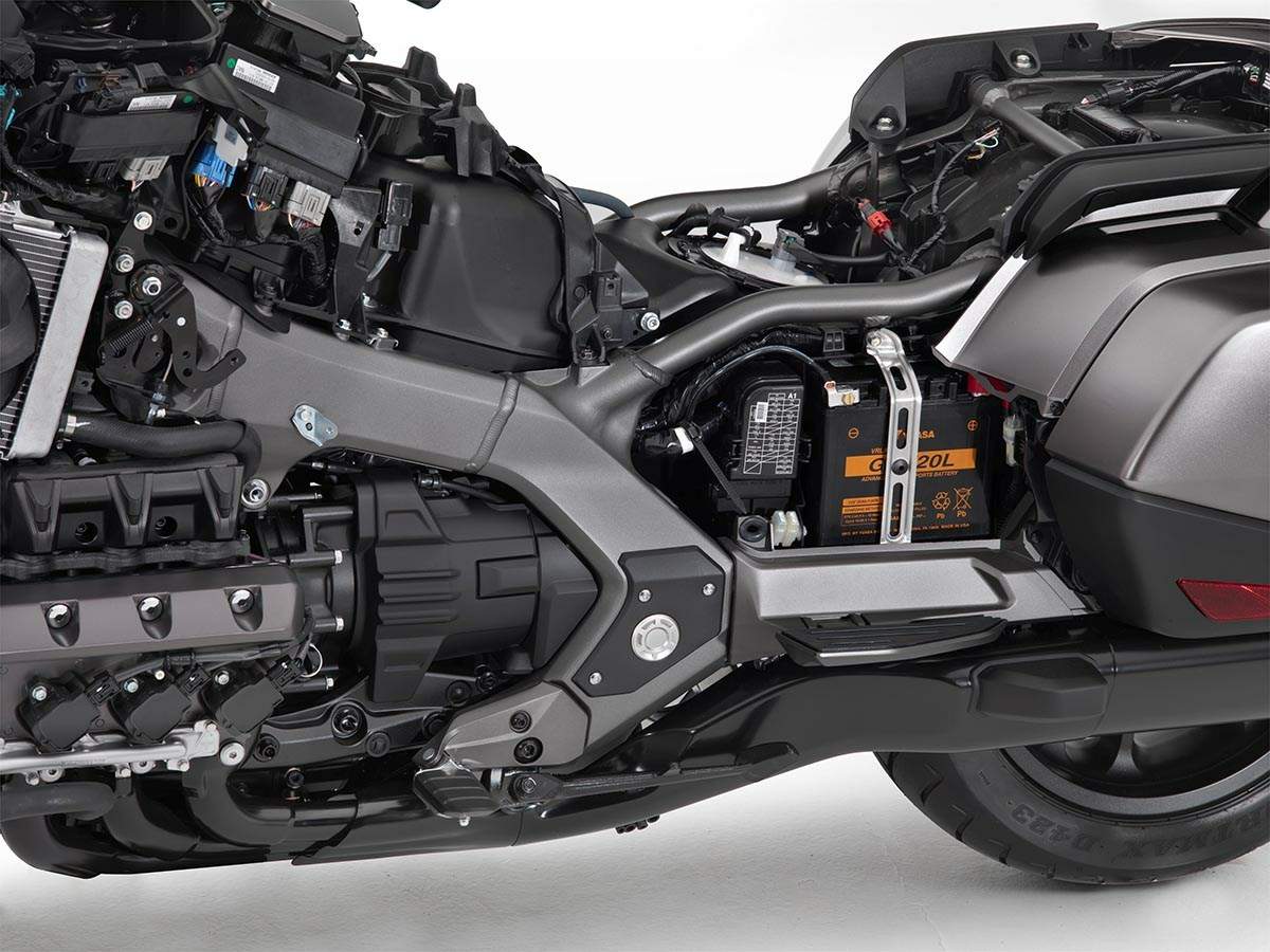 Мотоцикл Honda GL 1800 Gold Wing 2020 фото