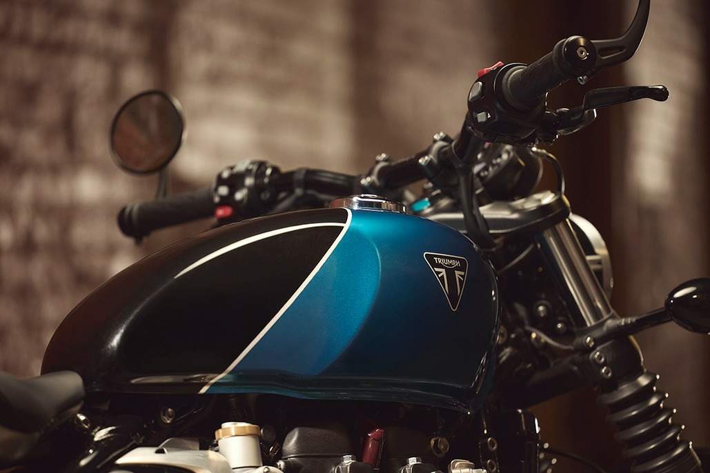 Мотоцикл Triumph Bonneville Bobber 2026 фото 4
